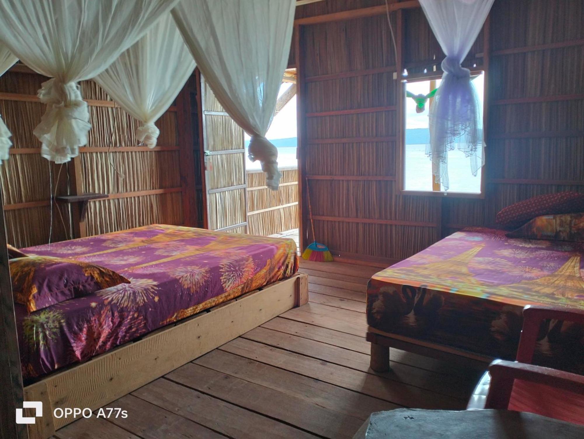 Mambetron Homestay Raja Ampat Pulau Mansuar Номер фото